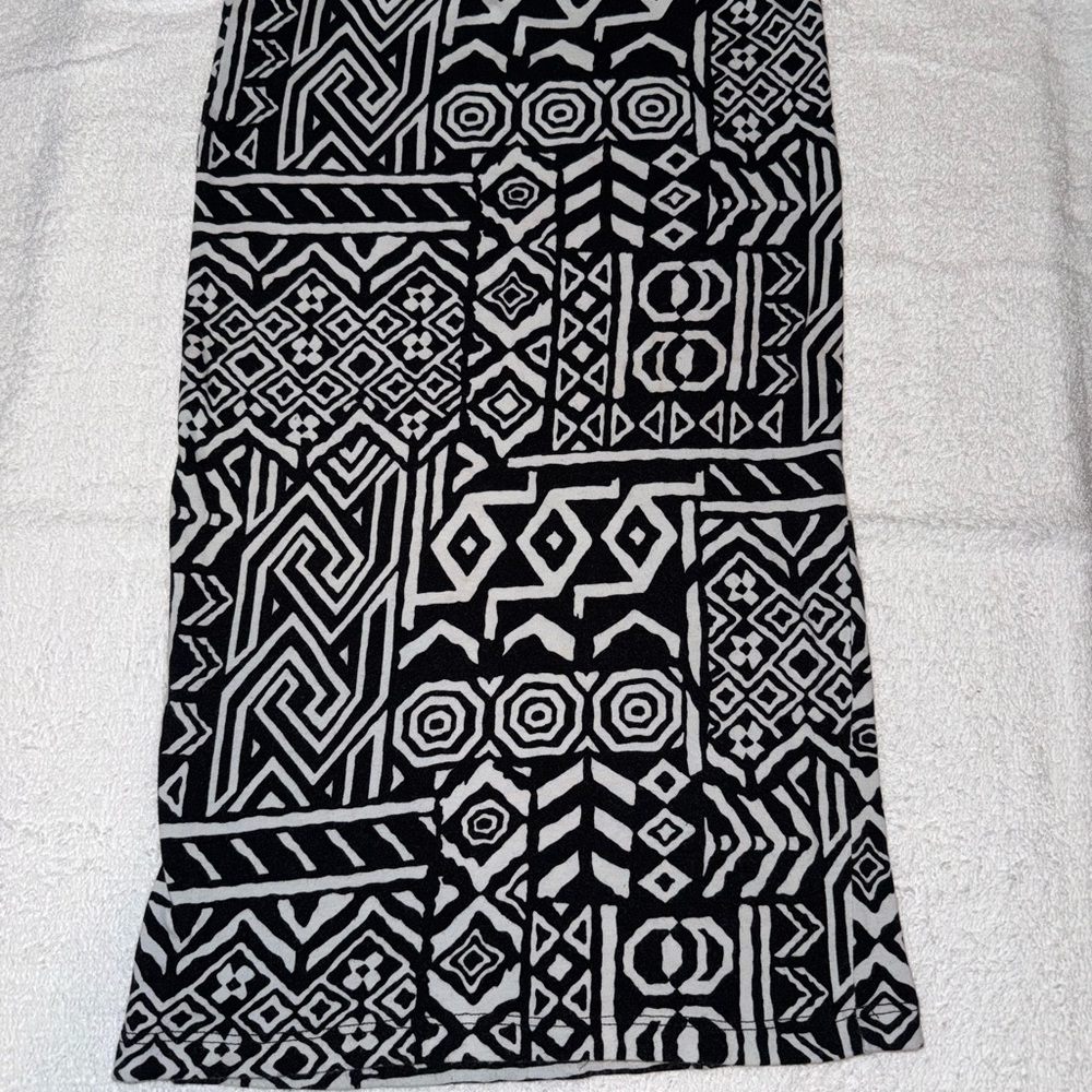 Black and White Geometric Pattern Skirt